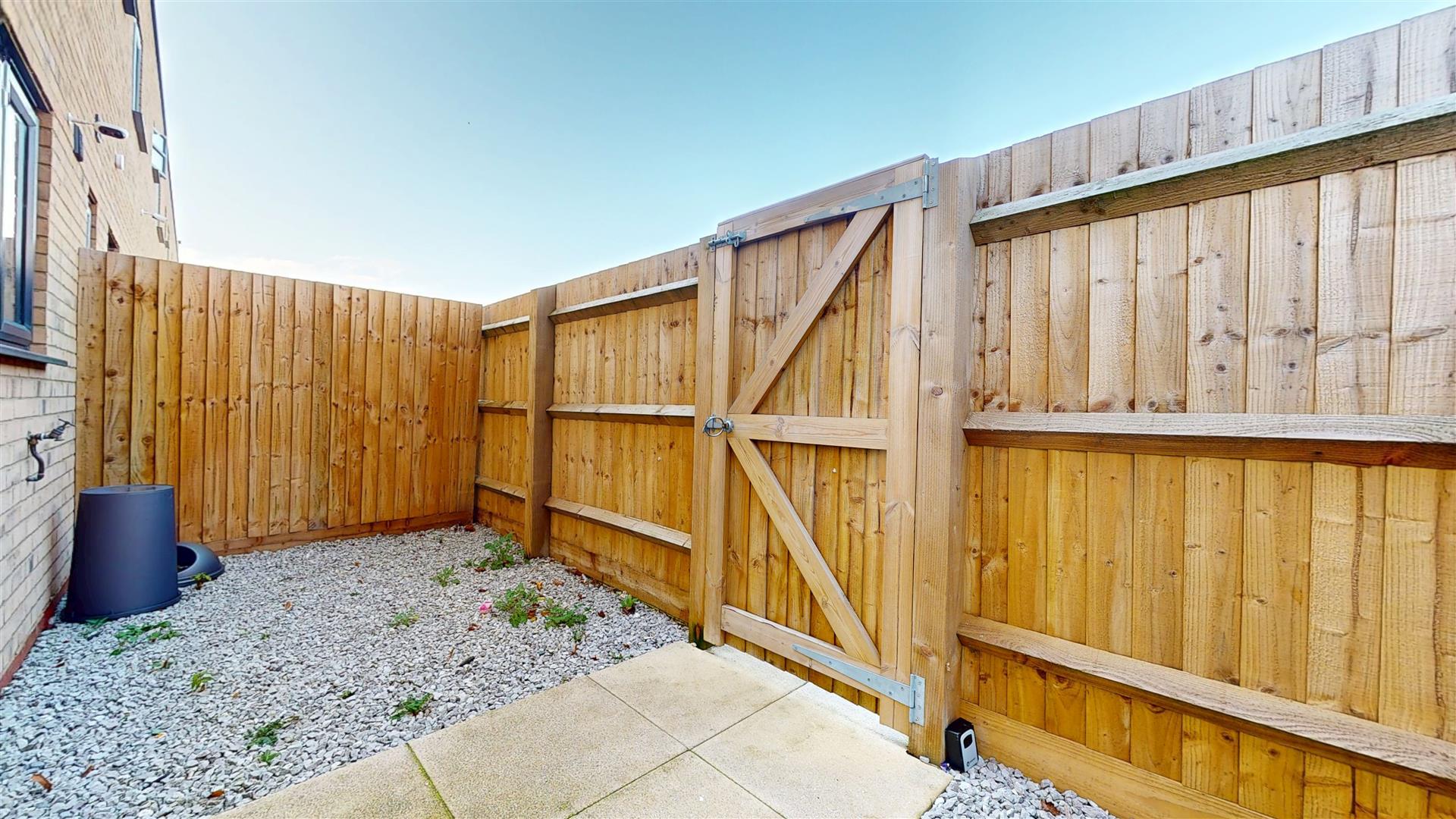 Selkirk Drive, Oakridge Park, Milton Keynes